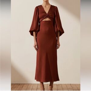 Shona Joy Luxe Twist Front Cutout Balloon Sleeve Satin Midi Dress Sangria Red 6
